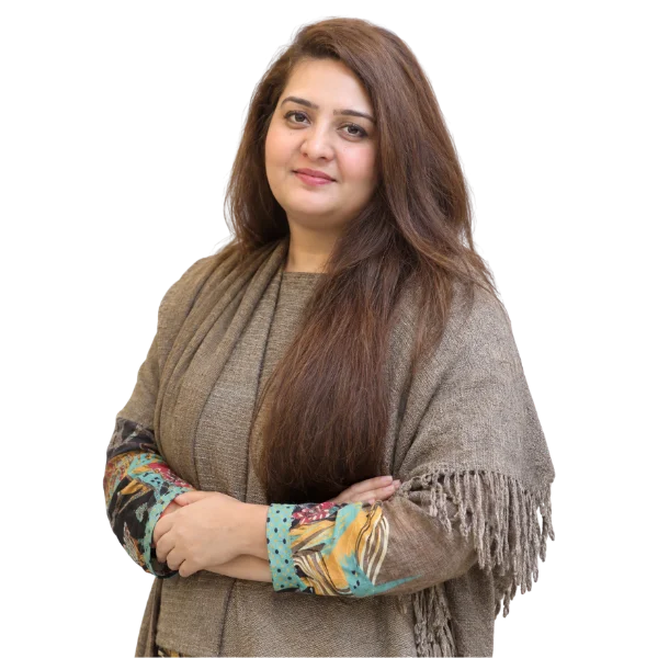 Aqsa Malik, Senior Manager HR, professional portrait